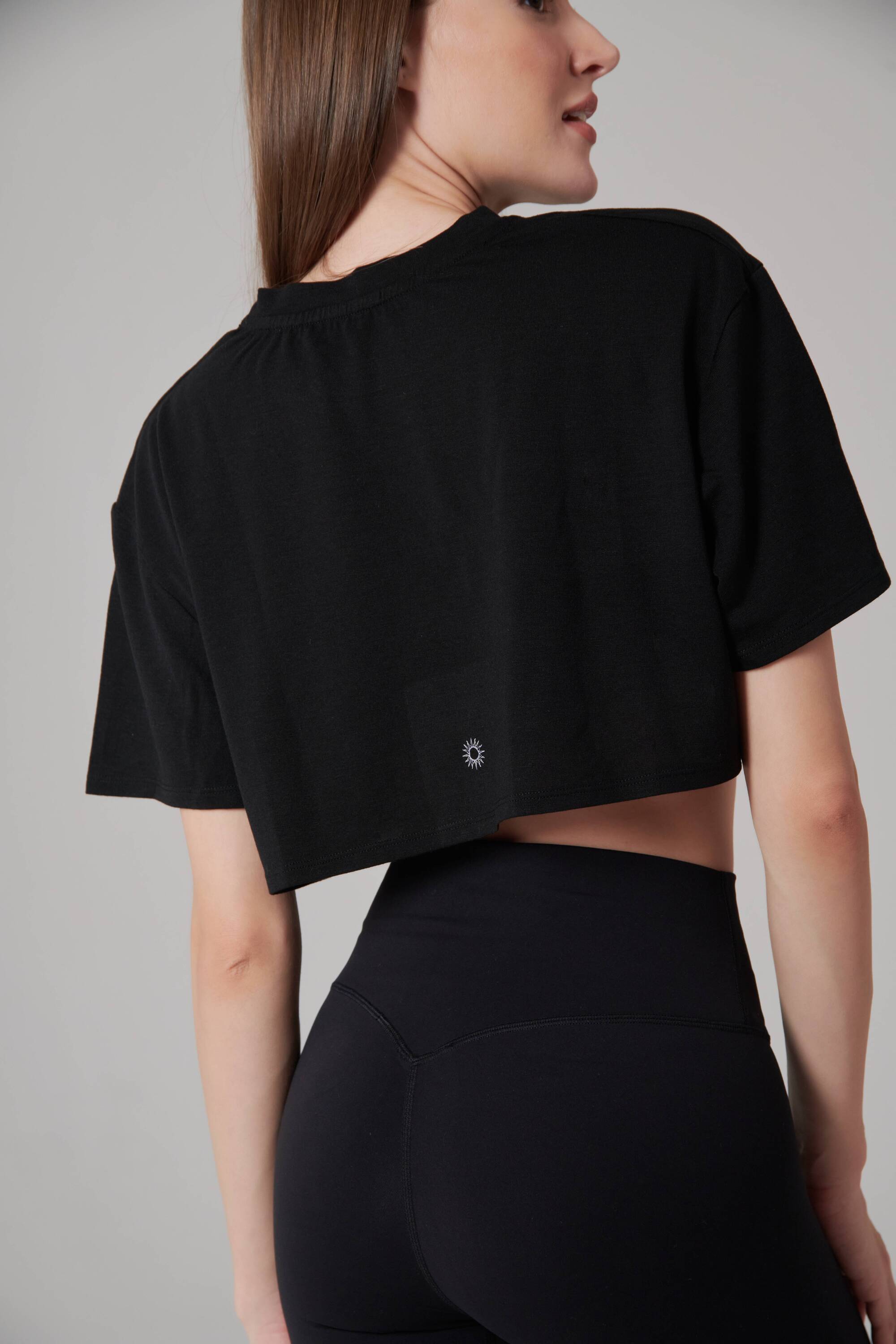 Cropped t-shirt