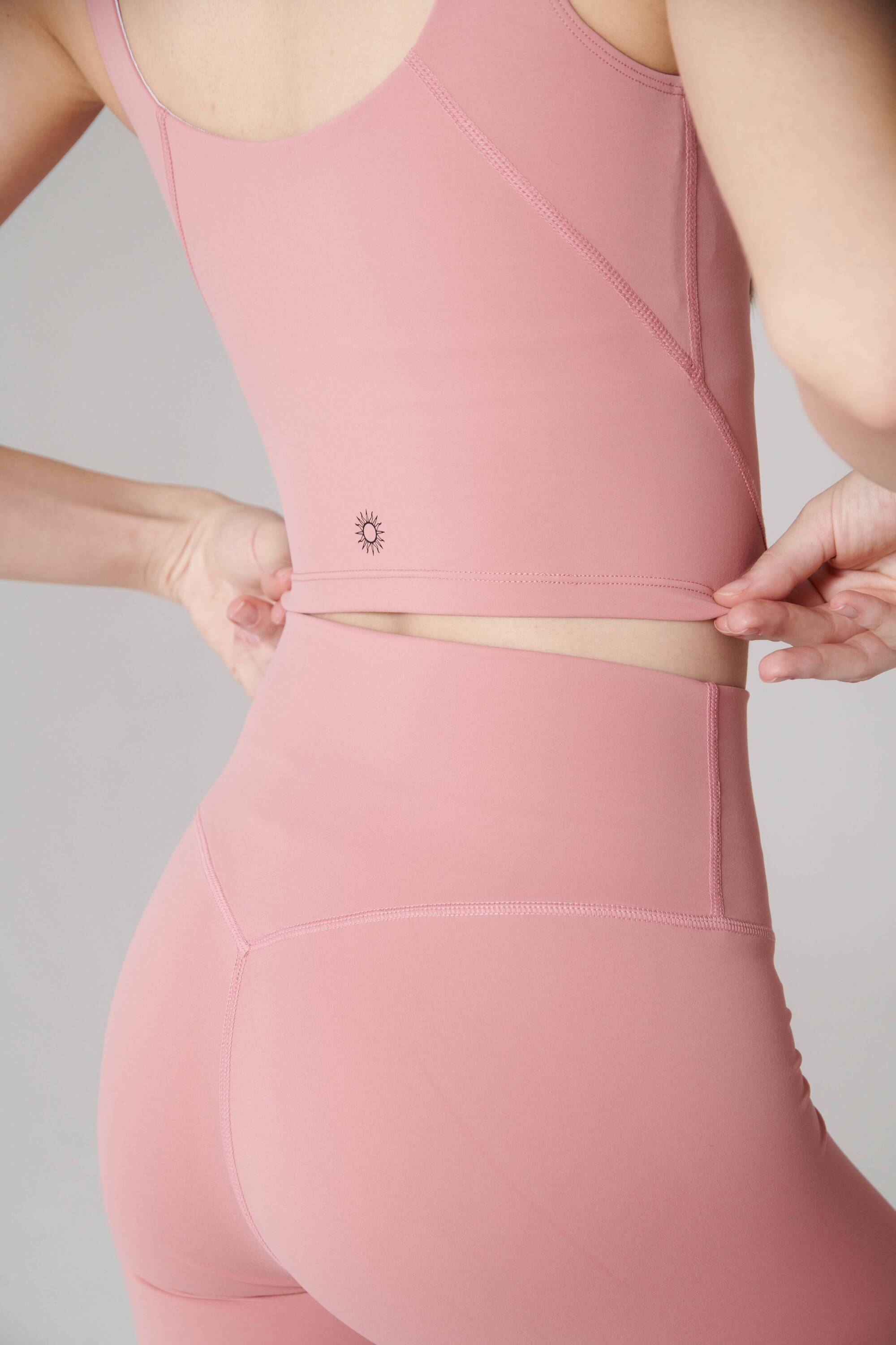 Brassière Tank Mantra